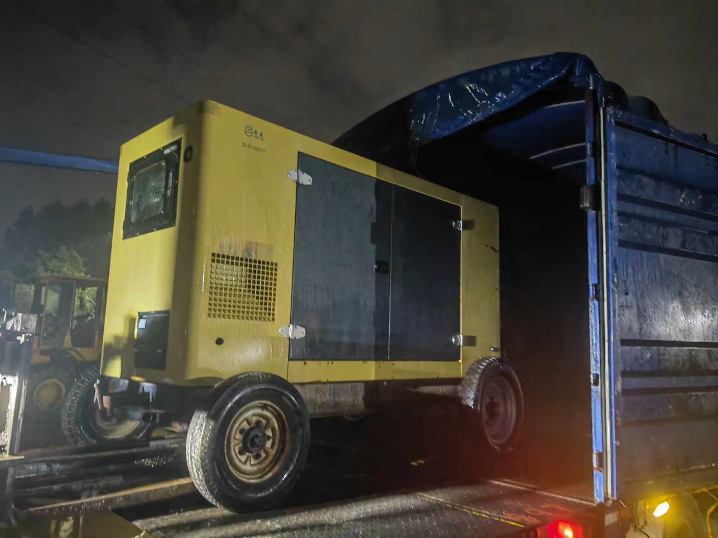 德保如何根据负载特性选择合适的柴油发电机？