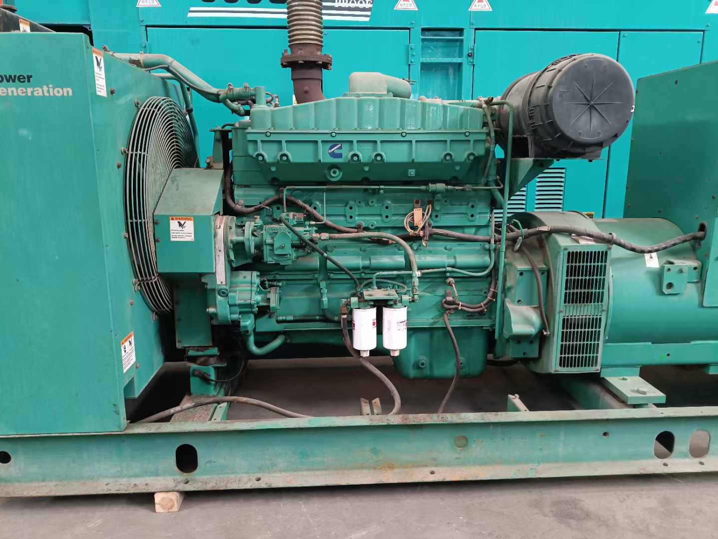 德保过载会对 600kW 柴油发电机组造成哪些损害？