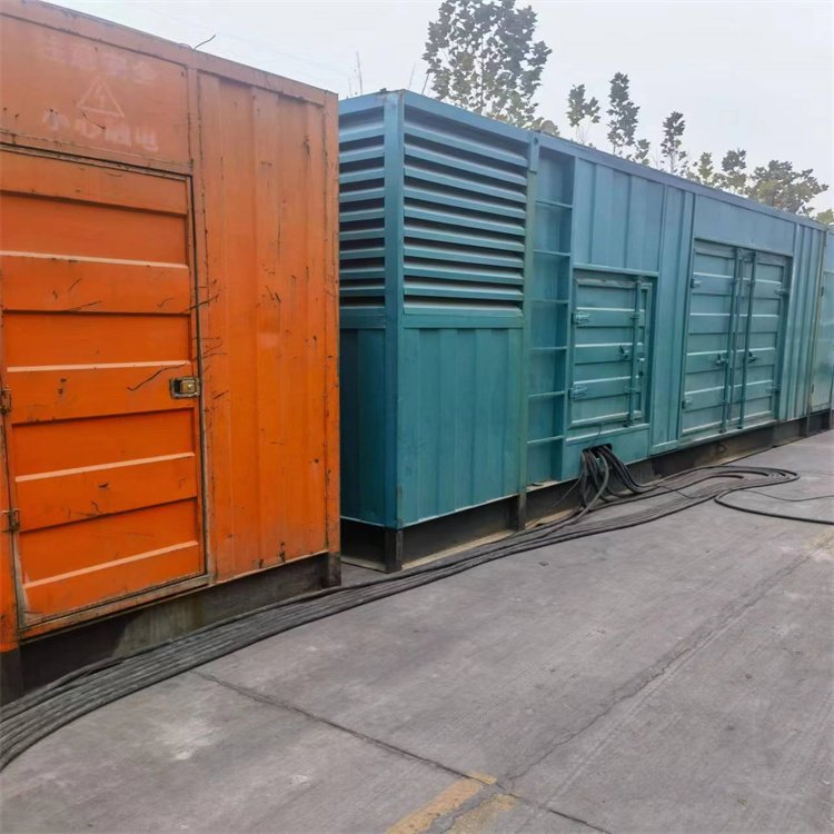 德保如何选择适合 600kW 柴油发电机组的热继电器？