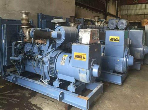 德保柴油发电机如何测试电流大小？