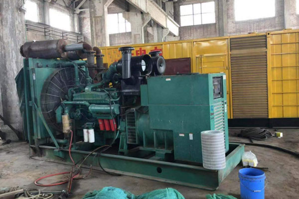 德保发电机组的空气滤清器应该如何保养？