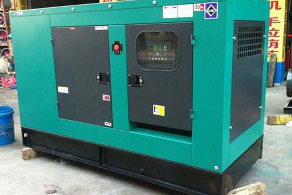 德保如何检查机油的使用时间？