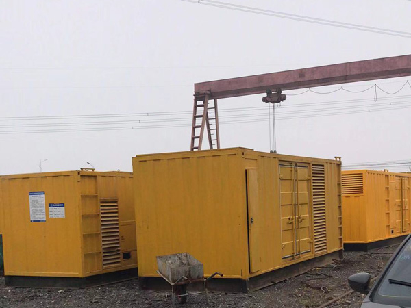 德保100kw柴油发电机组每小时油耗？