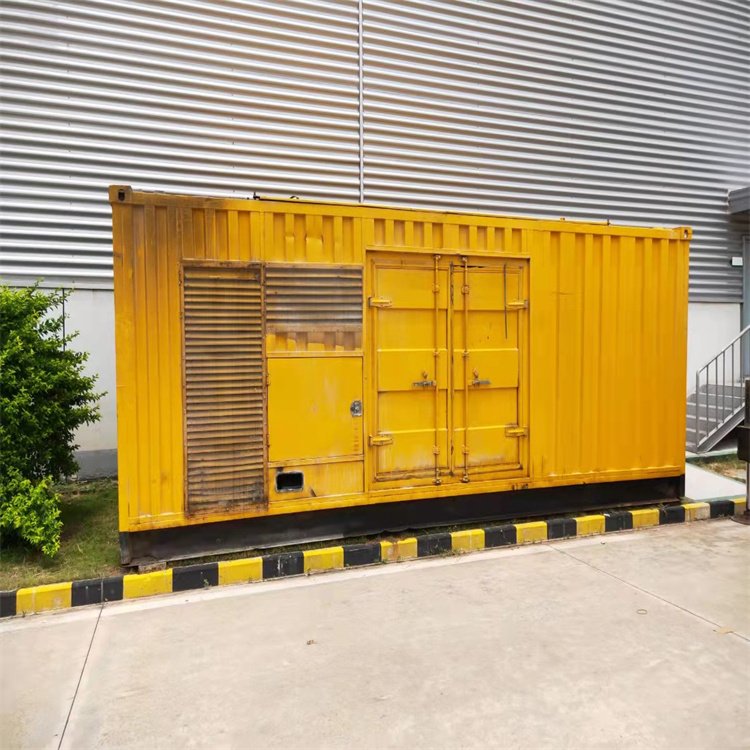 德保柴油发电机组在冬季启动前如何对燃油系统进行预热？