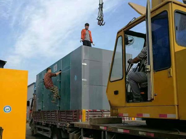 德保更换水冷式机油散热器密封件的操作流程是怎样的？